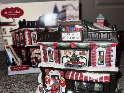 St Nicholas Square Santaās toy chest