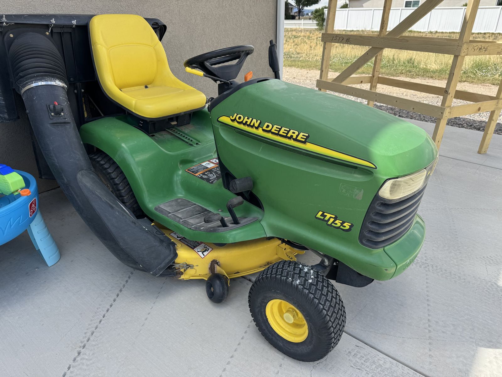 John Deere lt 155