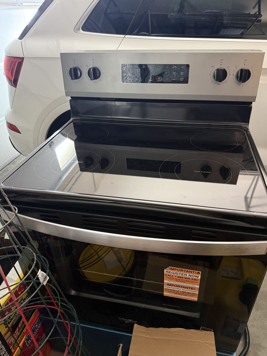 Whirlpool 4-Burner Element Smooth Top Range