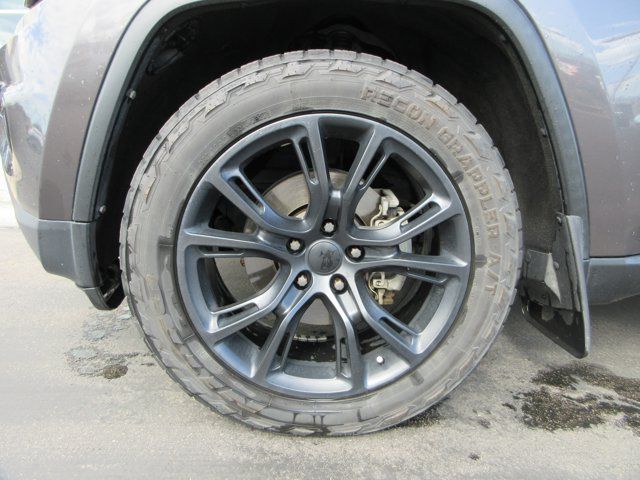 Main image 7