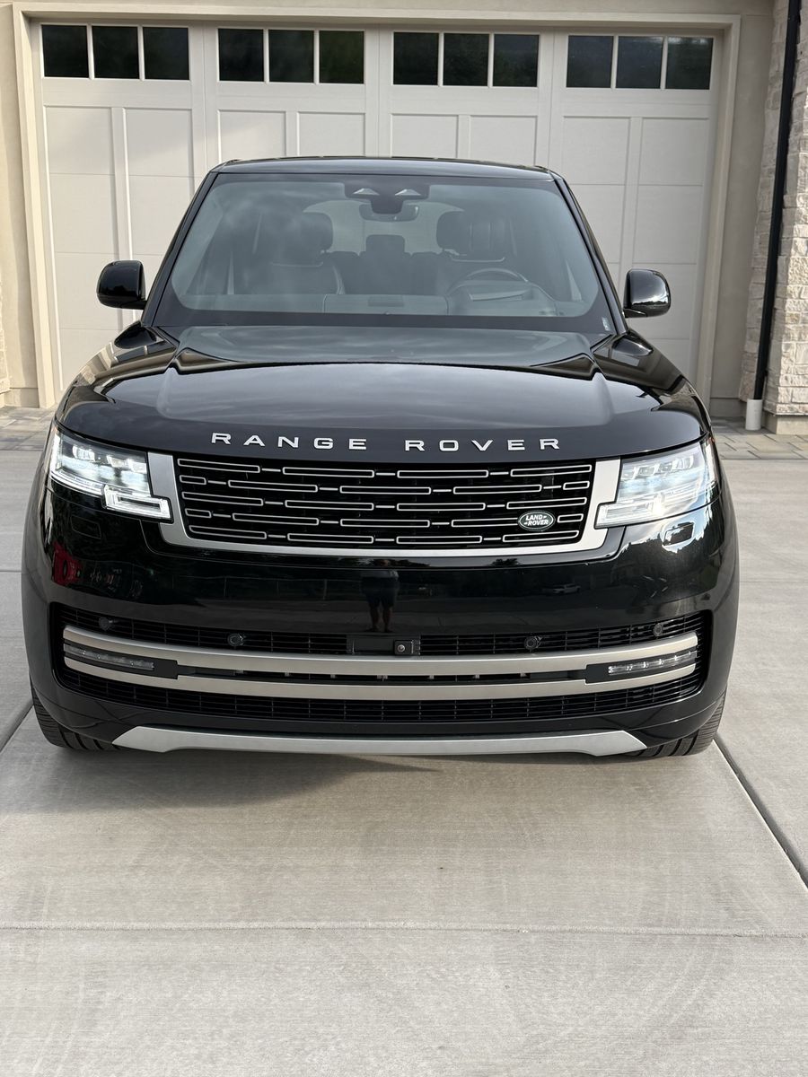 2025 Land Rover Range Rover P400 SE