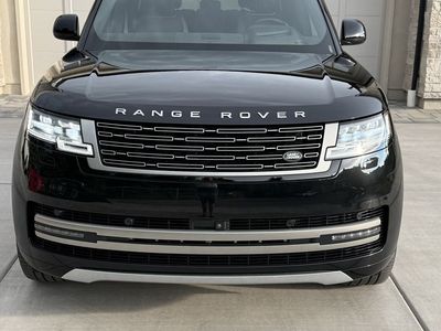 2025 Land Rover Range Rover P400 SE