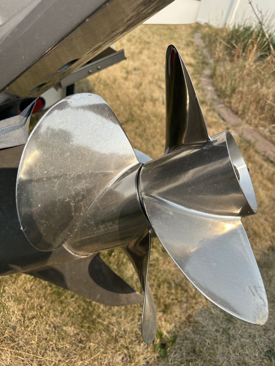 Main image 12