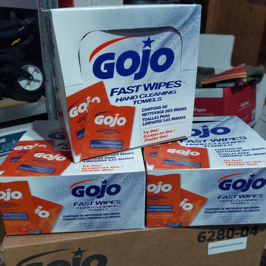 GOJO FAST WIPE HAND CLEANING TOWEL