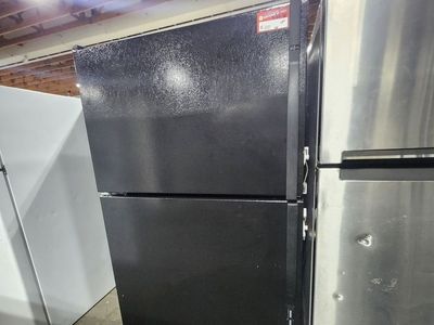 GREAT MAYTAG TOP AND BOTTOM FRIDGE! W-WARRANTY