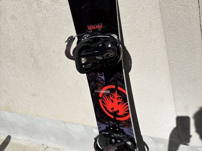 155 CM never Summer snowboard with Burton cartel extra large bindings up to size 12 located in SARATOGA springs