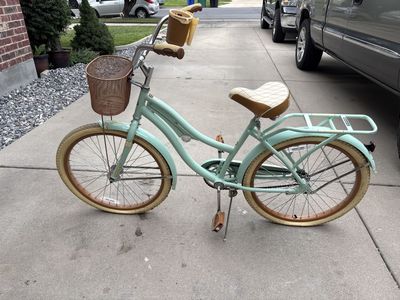 Huffy Nel Lusso Women's Cruiser Bike - Mint Green, Basket & Rack, Good Condition