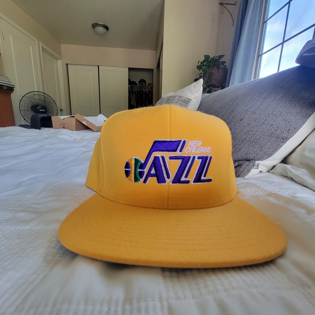 Mitchell & Ness New Orleans Jazz Fitted Hat Cap - Size 7 1/2 Yellow/Purple/Green