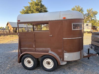 Horse Trailer 2H