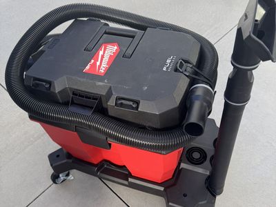 Milwaukee Vacuum M18 9 Gallon