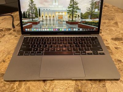2020 MacBook Air 13” Retina – Intel i3 – 8GB RAM – 256GB SSD