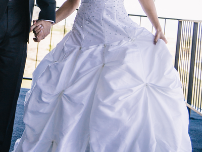 Classic Ball Gown Wedding Dress (size ~4)