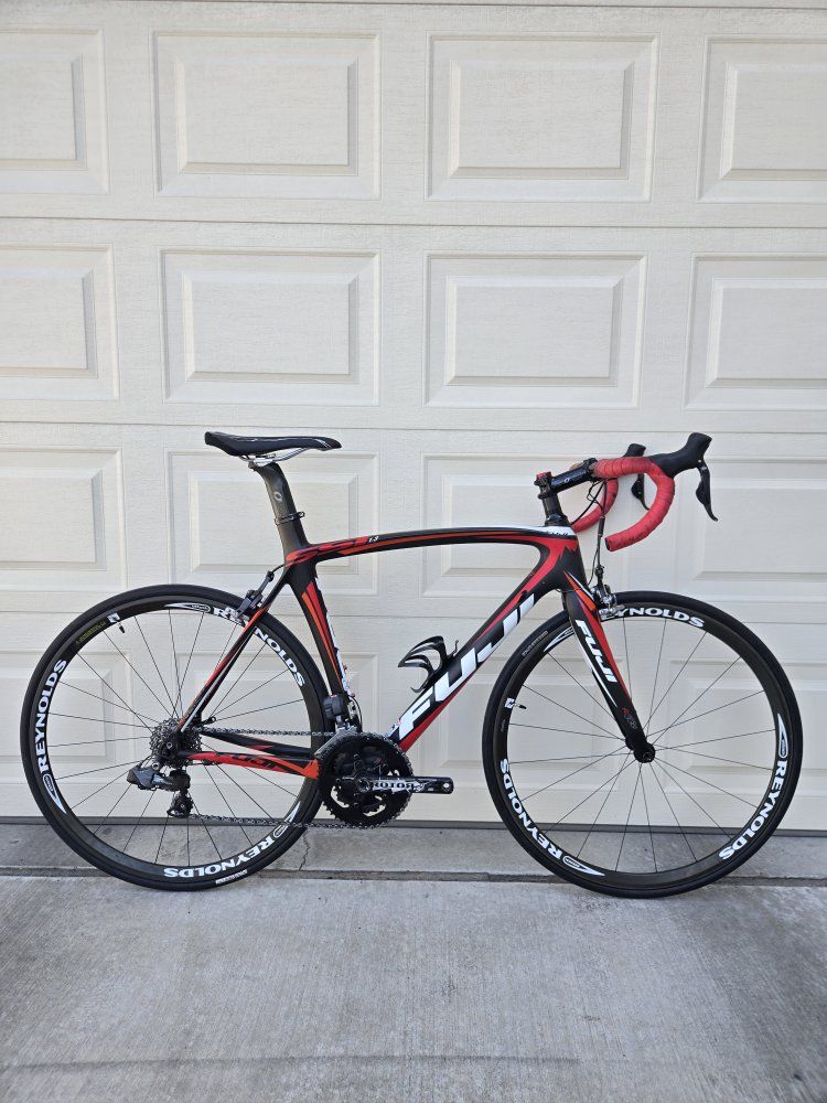 Fuji 56cm (Carbon everything)(Electronic shifting)