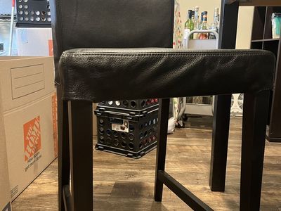Kitchen Table and Chairs