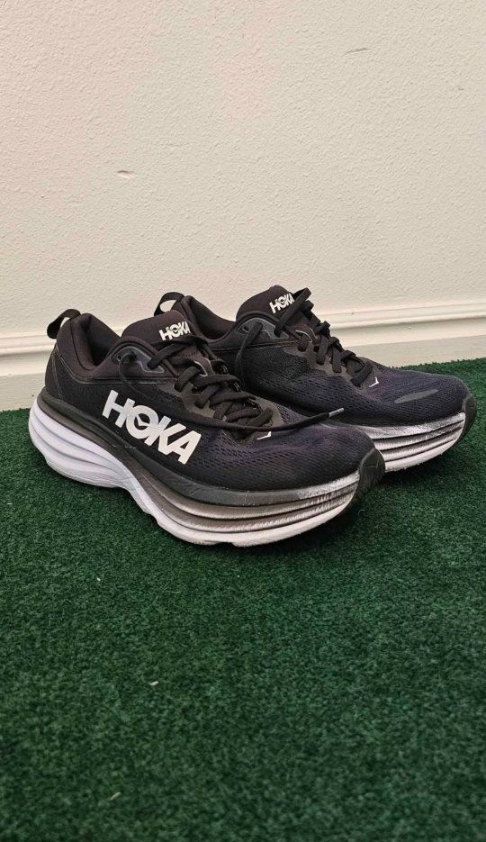 Women's Hoka shoe Bondi 8 size 8.5B