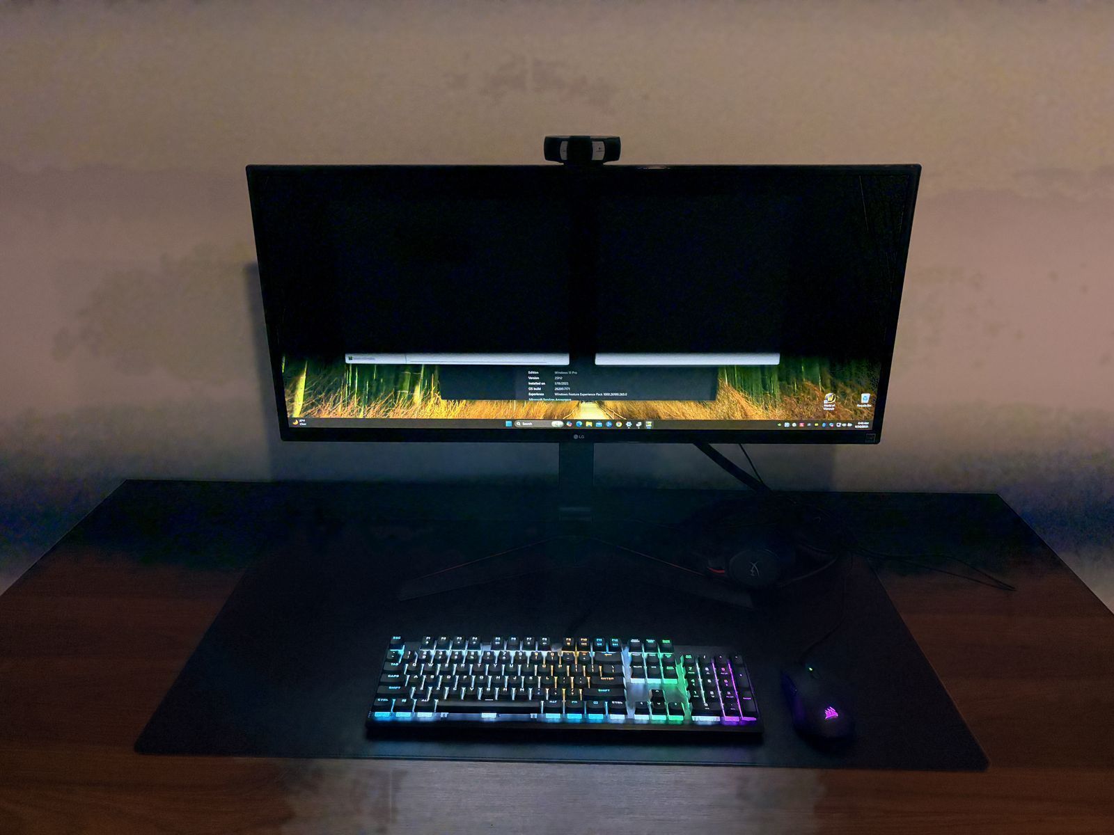 Intel i7 11700KF gaming system. Includes 34inch Ultrawide Monitor, mouse and keyboard. RTX 2070 Super