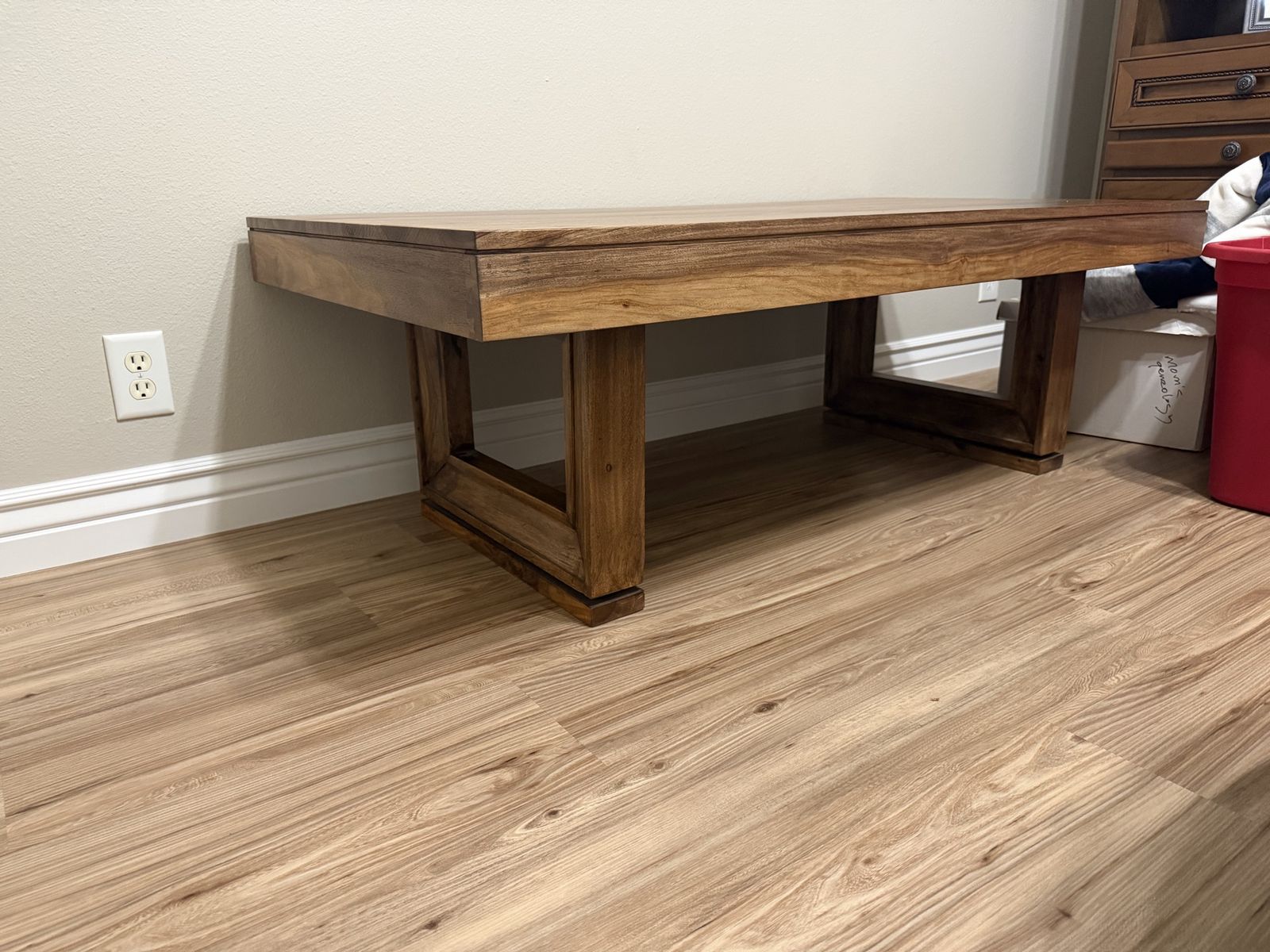 Wooden Coffee Table with Unique Grain Pattern - made in India