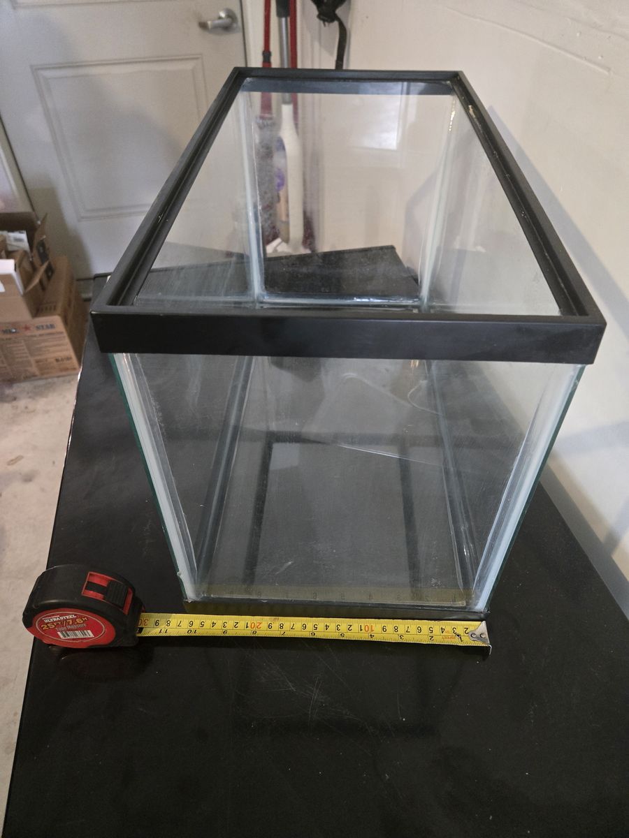 Main image 3