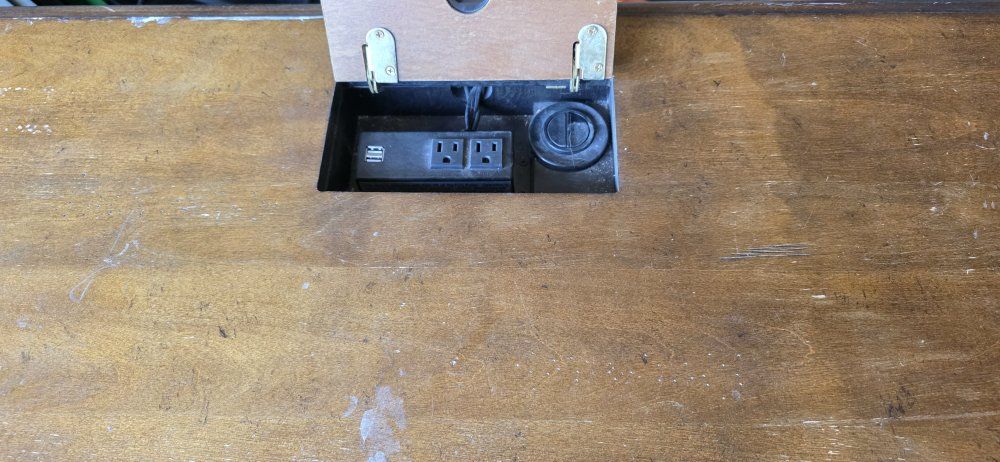 Main image 4
