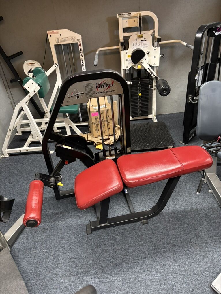 Nautilus Nitro Leg Curl