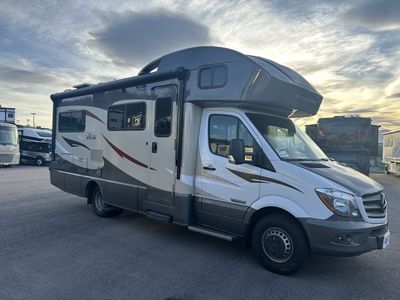 Winnebago View 24J
