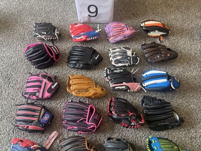 Size 8.5-9 Baseball Gloves Mitts T-ball Kids