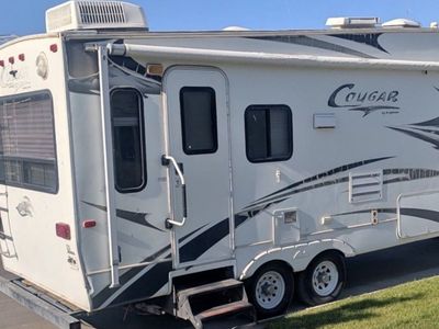 2006 Cougar by Keystone