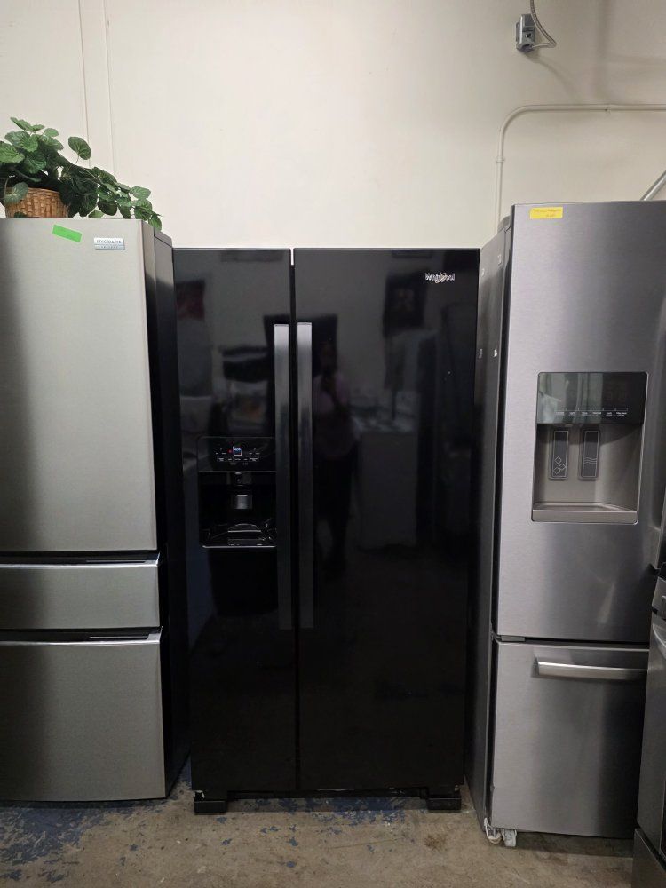33" whirpool refrigerator