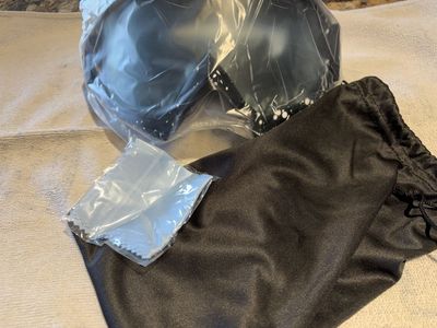New Black & White Splatter Paint Ski/Snowboard Goggles with Anti-Fog Lens & Storage Bag