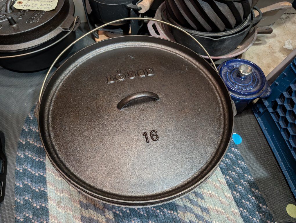 Discontinued Lodge #16 Cast Iron Camp Dutch Oven 16CO- Ready To Cook!  
