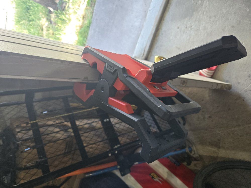 Main image 4