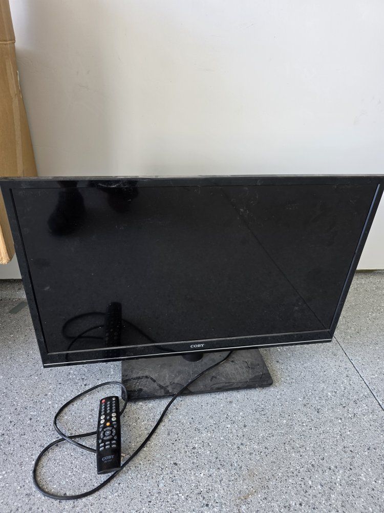 Coby LEDTV3217 32" TFT LED TV Black with Remote