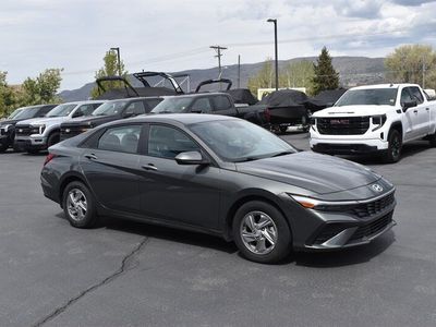 2024 Hyundai Elantra SE
