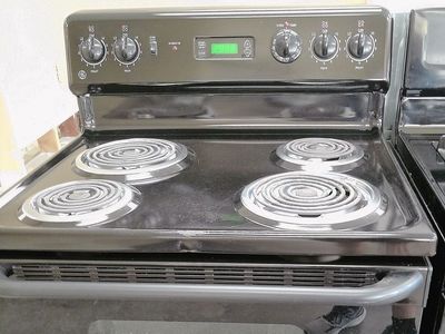 Clean Black Electric Range~90 Day guarantee