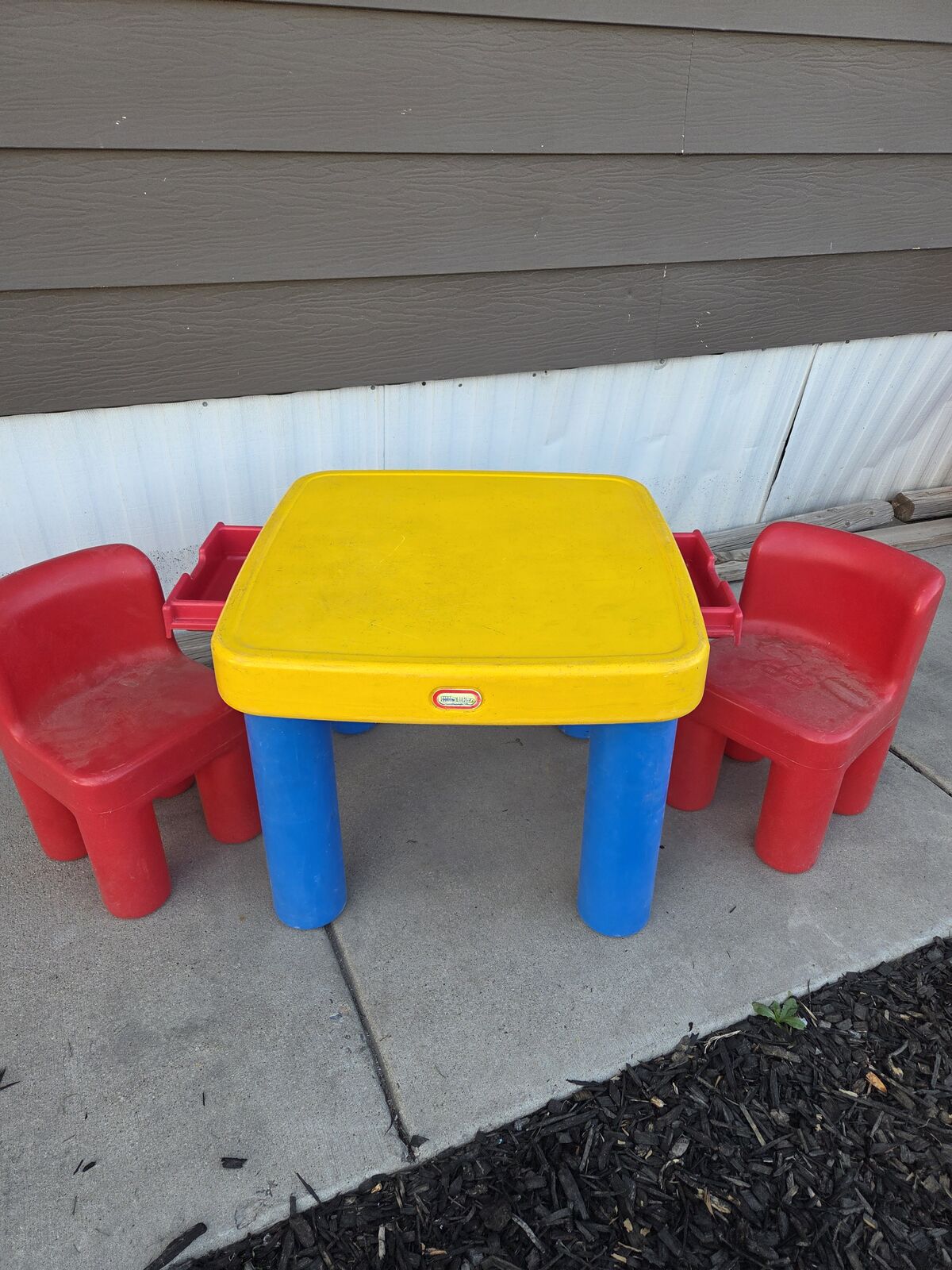 Vintage Little Tikes plastic children's table and chair set