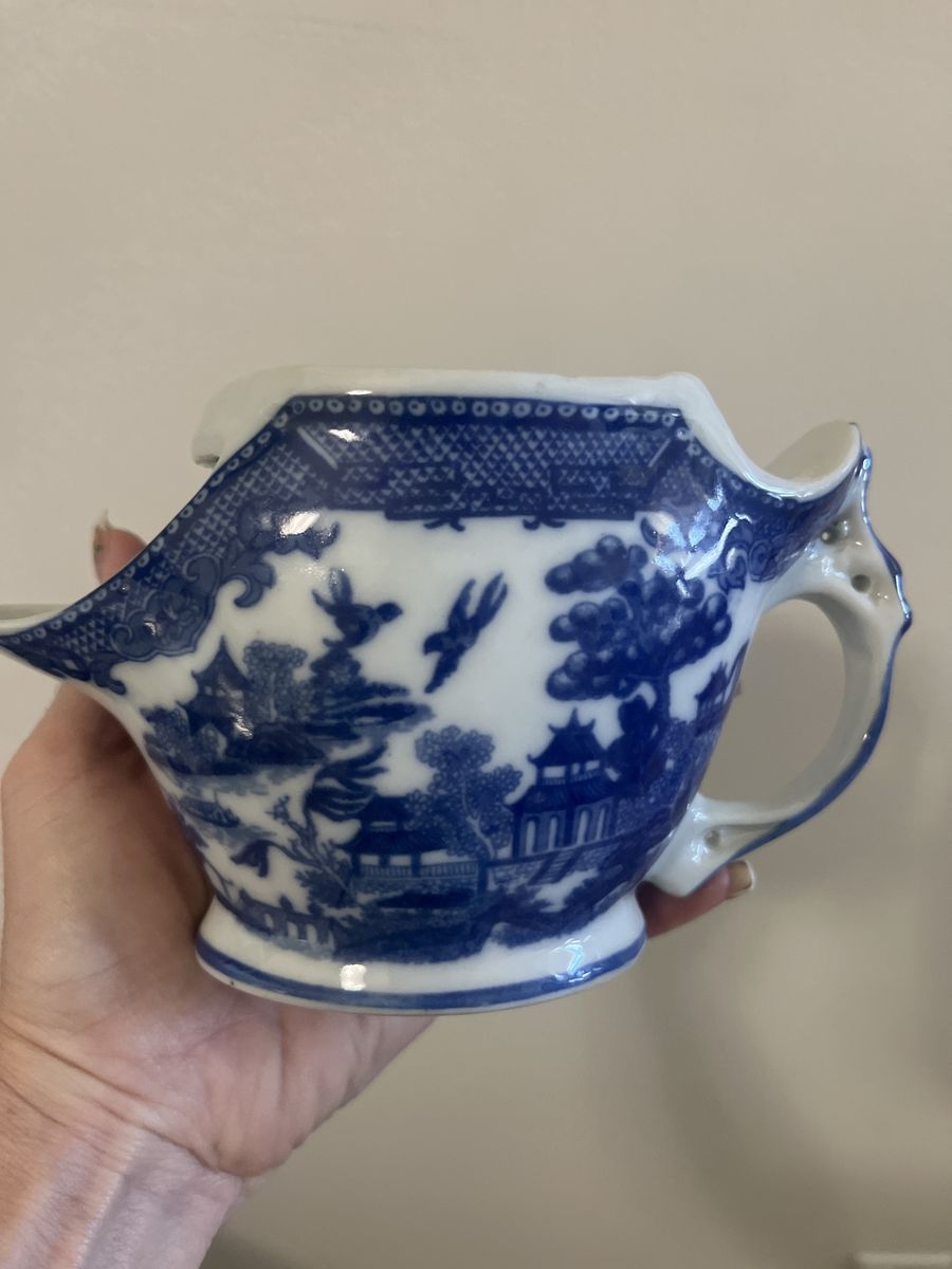 Ironstone 'Blue Willow' Shaving Mug - 4" Tall