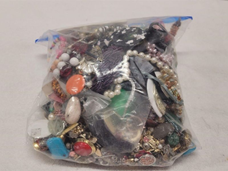 Main image 33