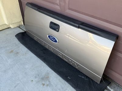 1999 to 2016 Ford F250/350/450 Tailgate