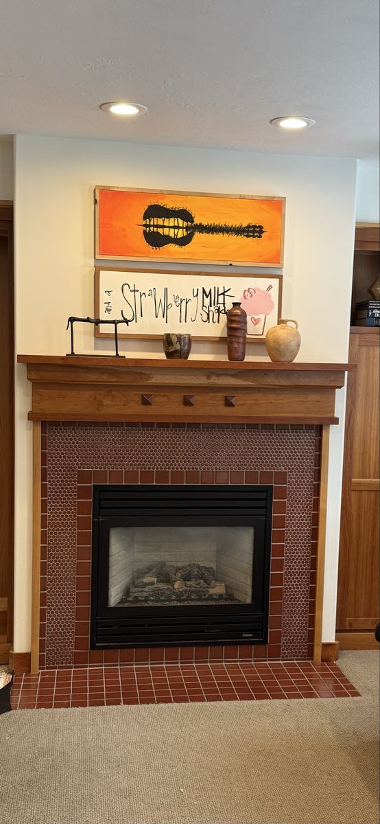 Fireplace mantle