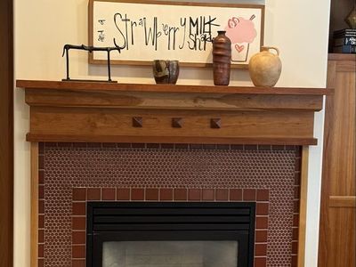 Fireplace mantle