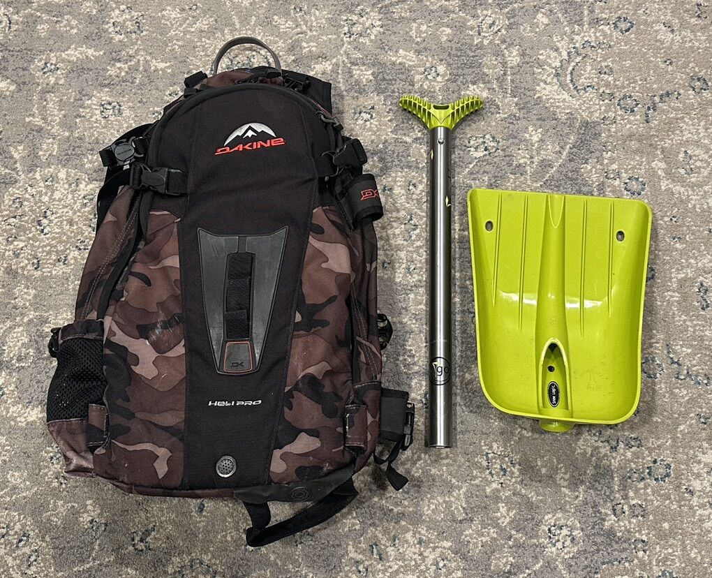 DAKINE HELI PRO Backpack and Shovel