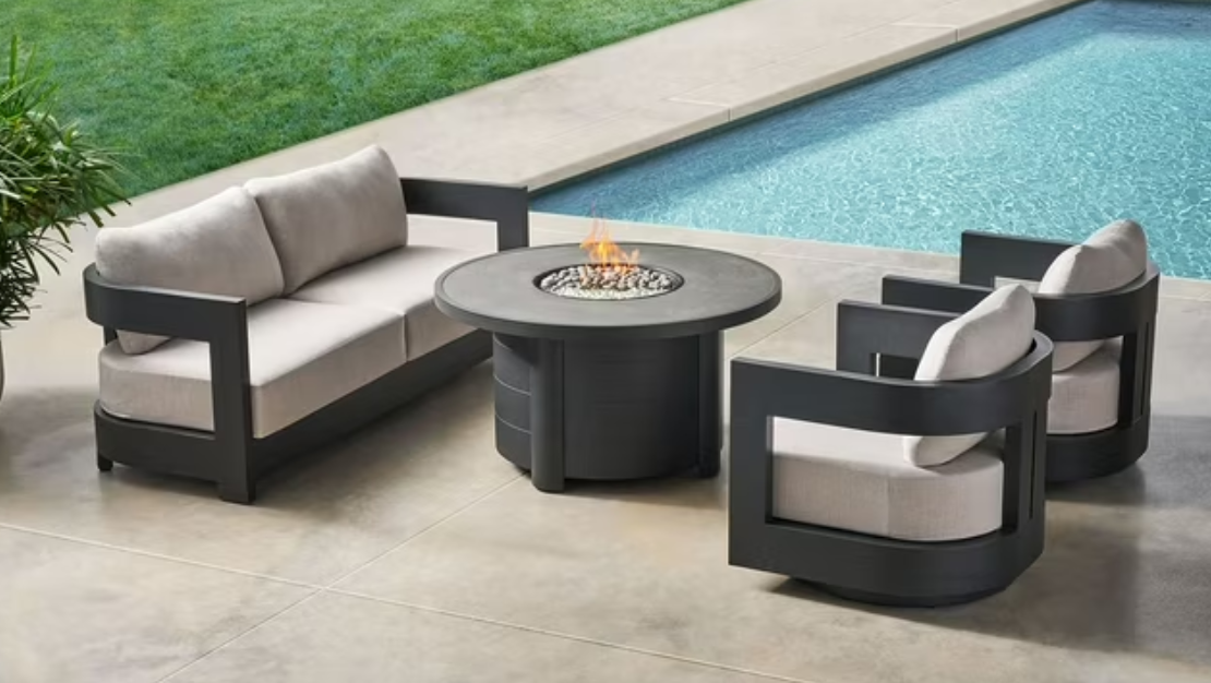 Outdoor Furniture & BBQs – Online Auction Ends Thursday!