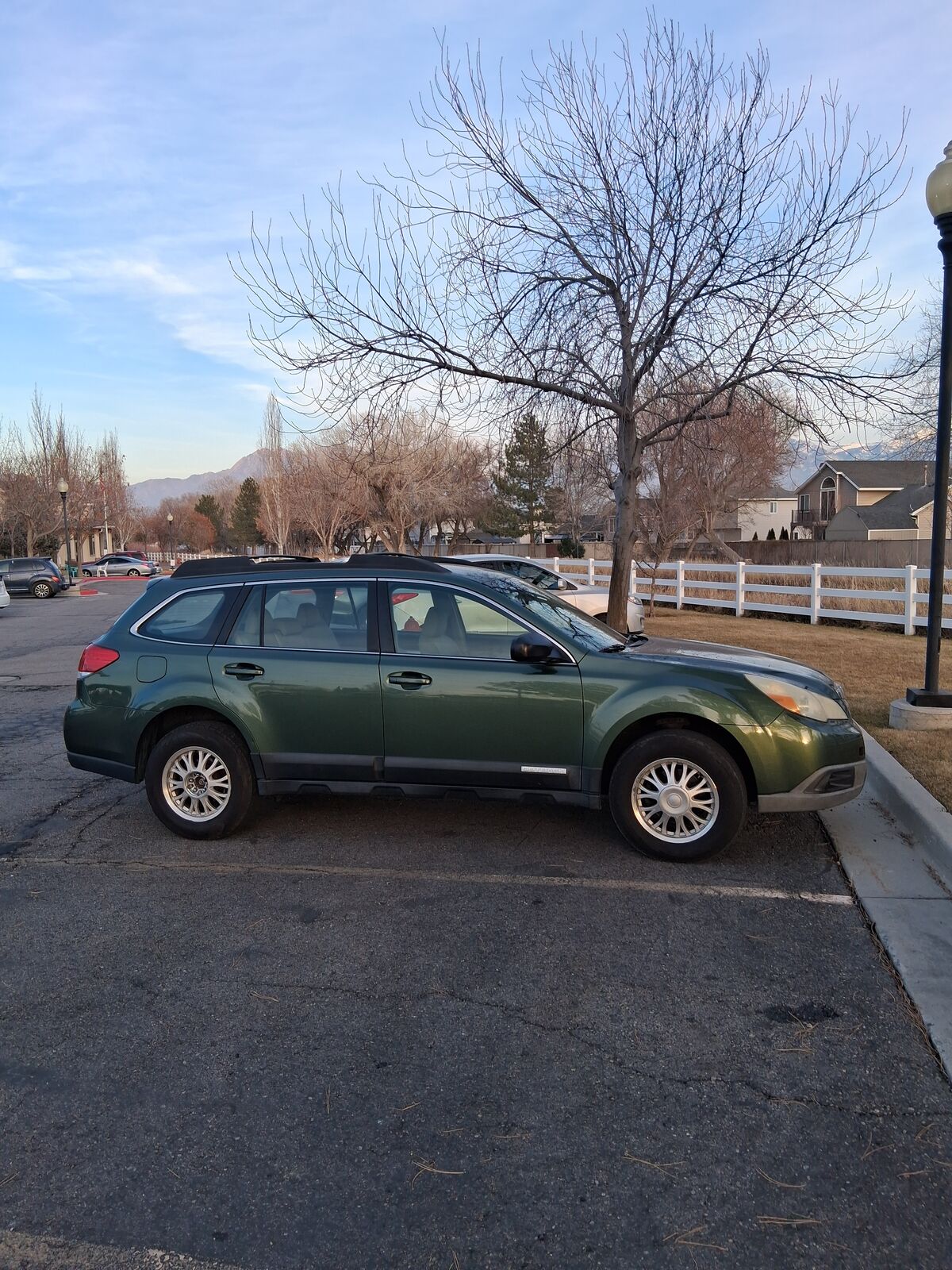 2010 Subaru outback sport utility