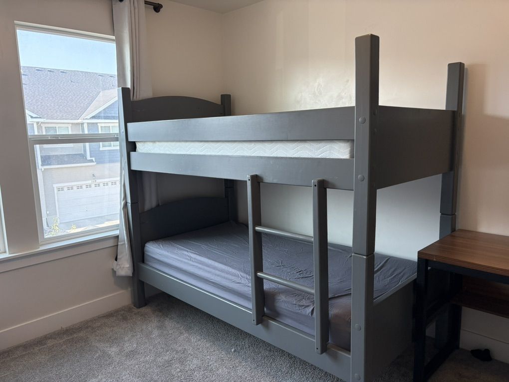 Twin Bunkbed (Mattresses Optional)
