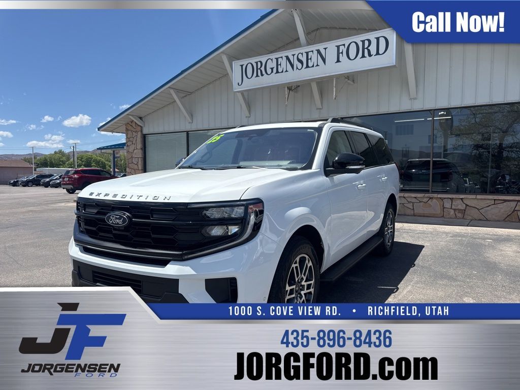 2025 Ford Expedition Active