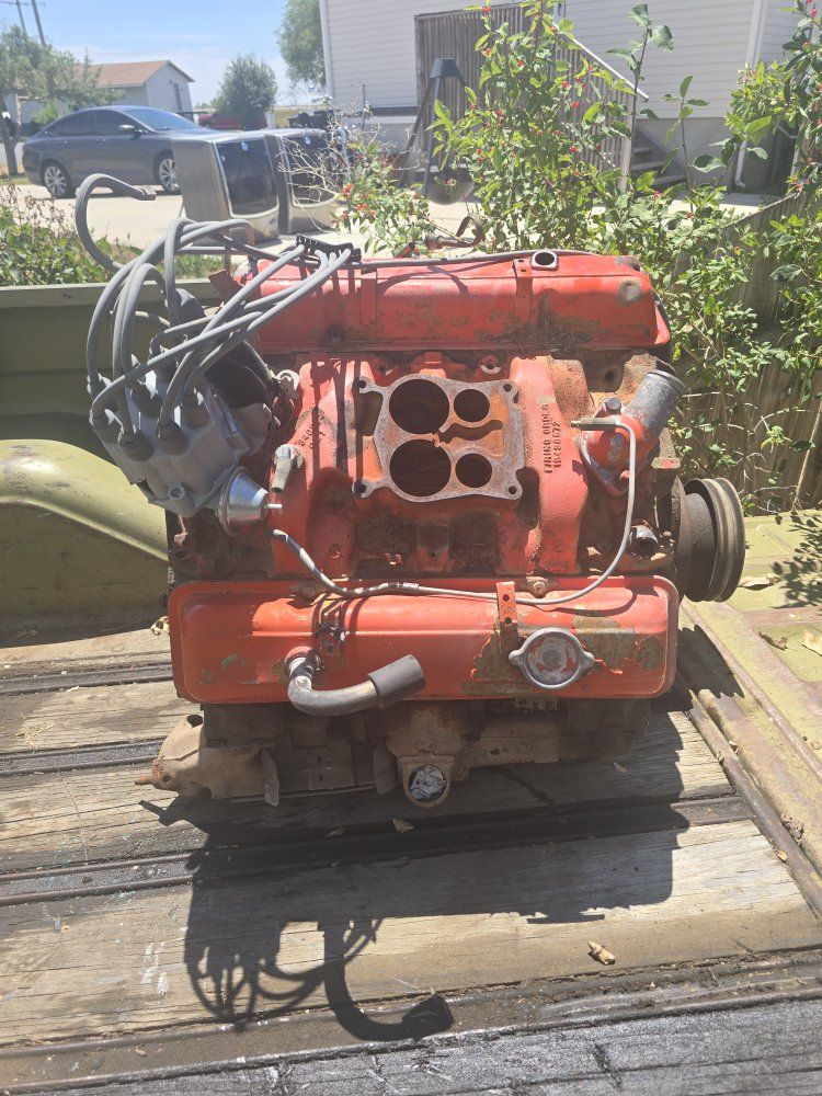 Chevrolet Small Block V8 Engine - Vintage Auto Part