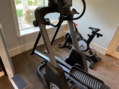 NordicTrack FreeStride Trainer FS10i Elliptical