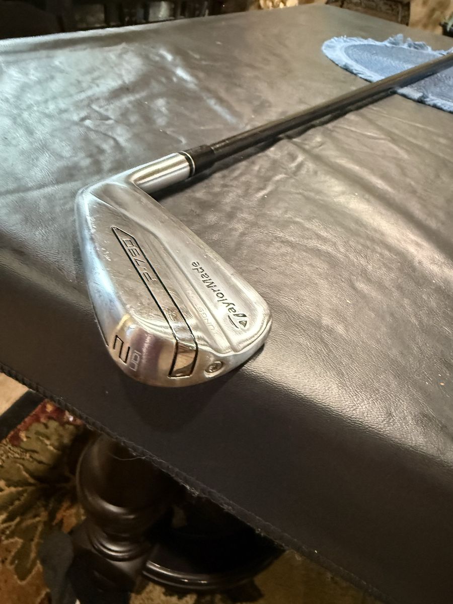 #2 ironTaylorMade P790 Golf Club Iron - Right Hand, Stiff Flex