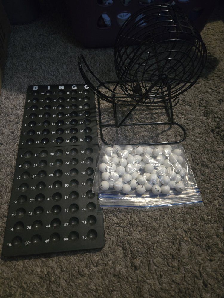 Bingo balls and wheel