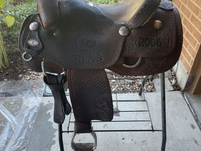 Western saddle 15"